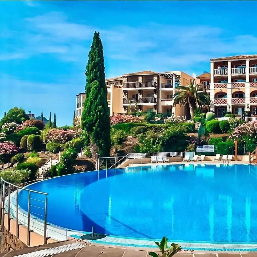 Cap Esterel Mer Sport Et Nature, Dans Village Pierres Et Vacances Saint-Raphaël Apartmán